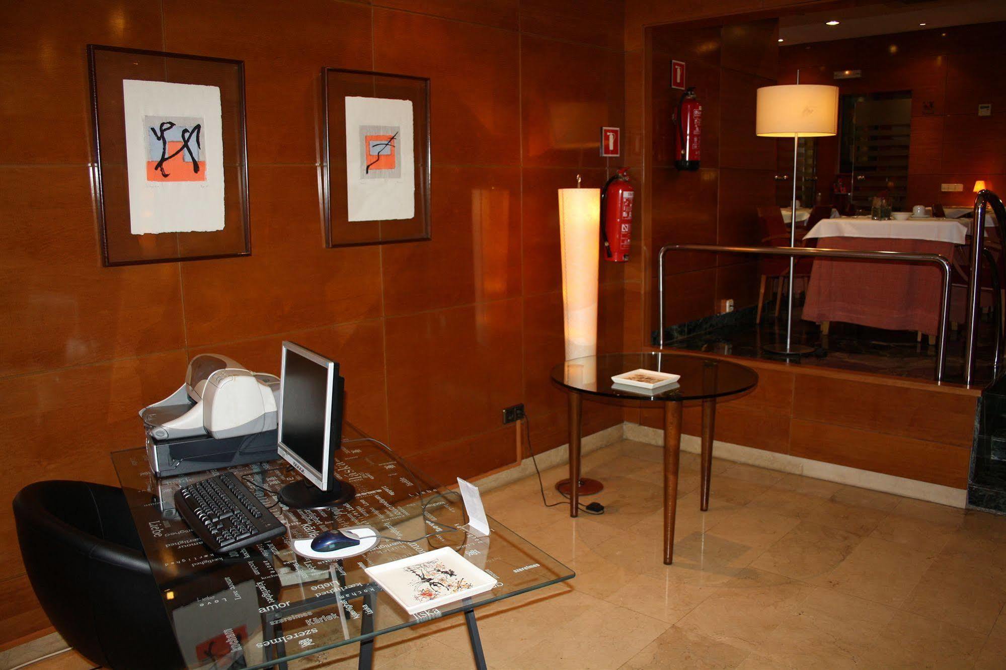 Hotel Pedralbes Barcelona Einrichtungen foto